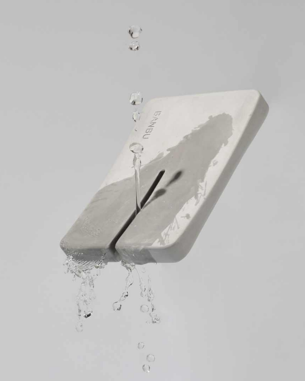 HOLLOW Small Soap Dish — Superabsorbent & Plastic-Free | 12x8.5x1.5cm